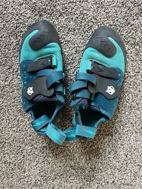 Evolv Climbing Shoes